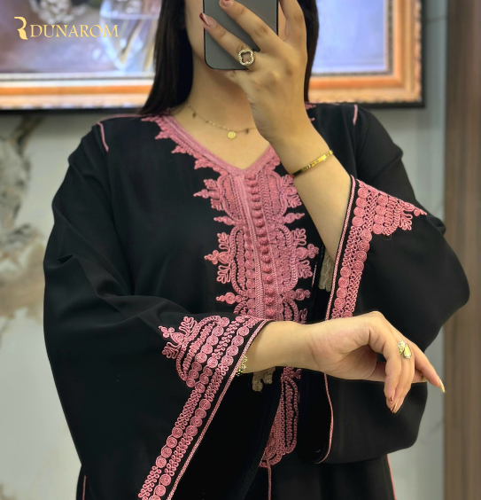 ✨ قفطان مغربي فاخر بفصالة كلوش