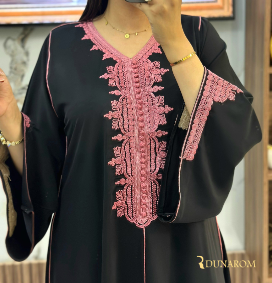 ✨ قفطان مغربي فاخر بفصالة كلوش