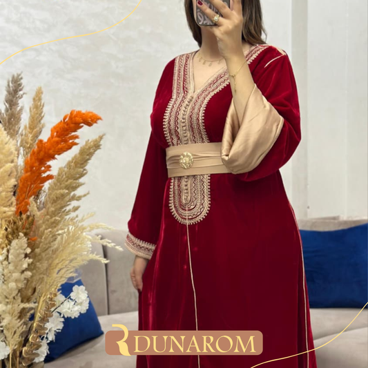 👑قفطان مبرة تاج الأنيق