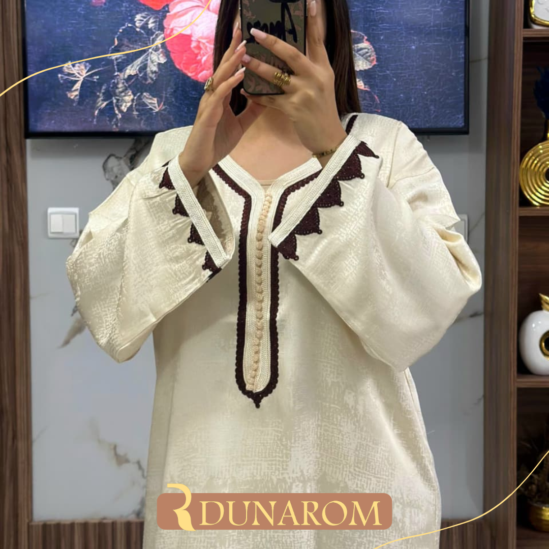 👑😍  قفطان بفصالة مخزنية راقية