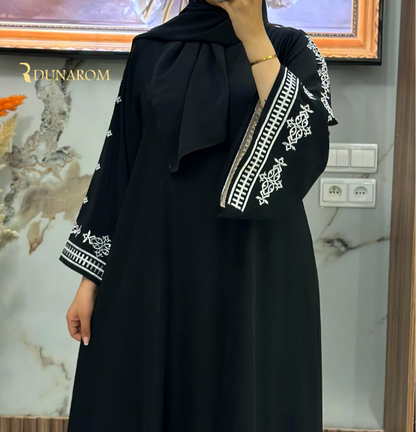 عباية مغربية عصرية مطرزة ✨