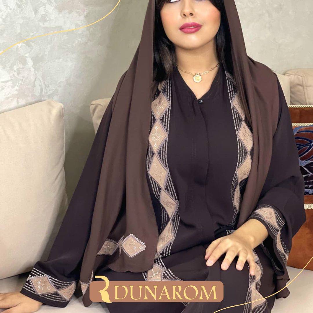 👑😍عباية شرقية ثوب كريب