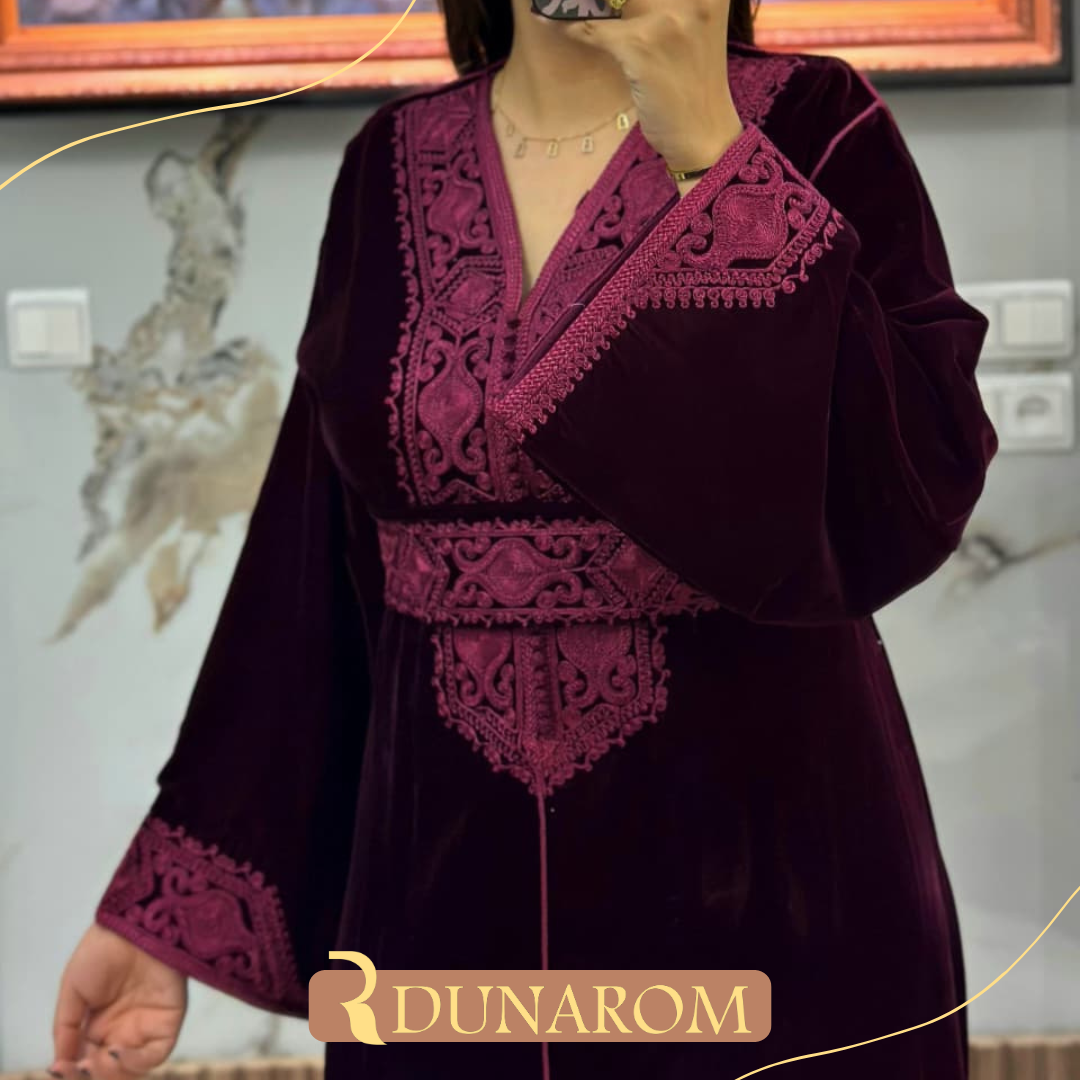 😍✨ قفطان مبرة تاج الفاخر