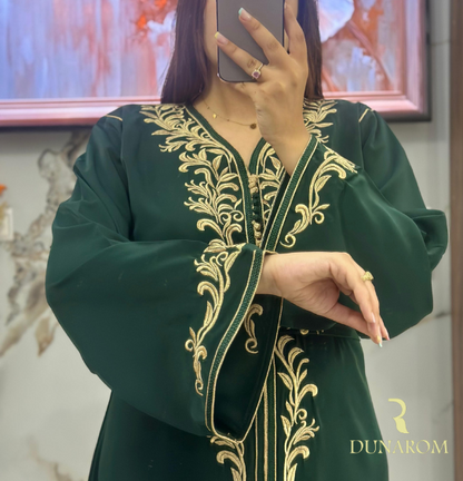 👑🔴 قفطان مغربي أنيق